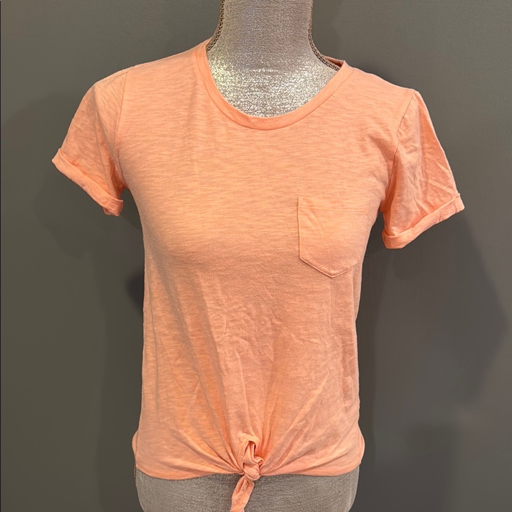 Peach Casual Knot-Front Tee